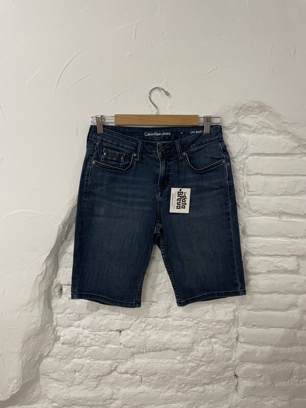 BERMUDA VAQUERA CALVIN KLEIN