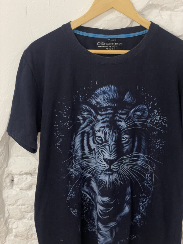 CAMISETA GRÁFICA TIGRE - Imagen 2