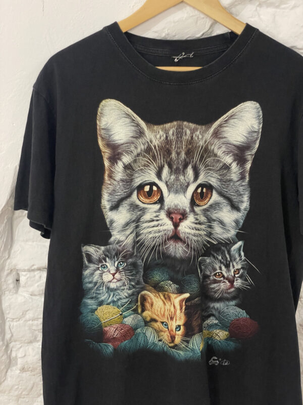 CAMISETA GRÁFICA GATOS - Imagen 2