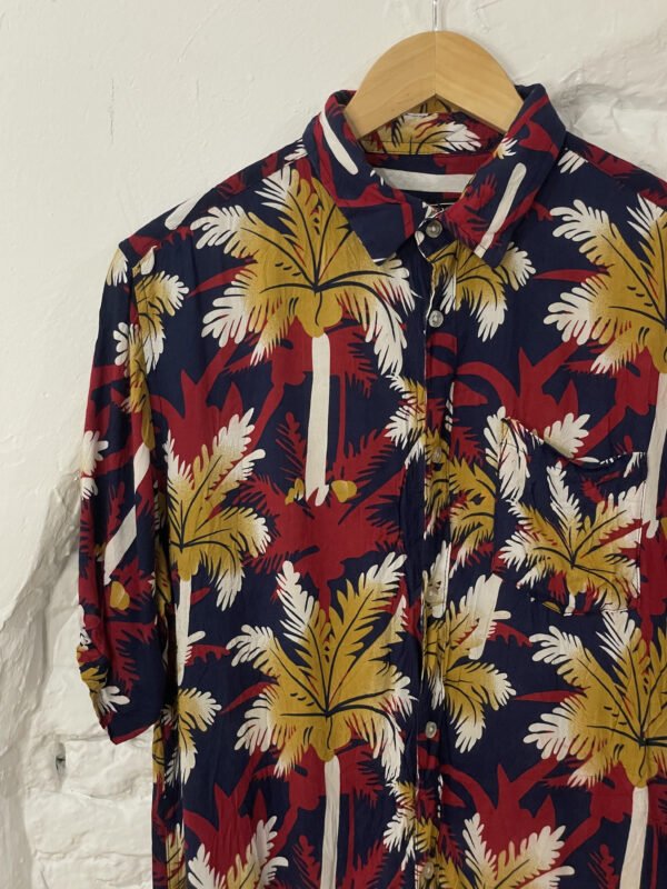 CAMISA MULTICOLOR PALMERAS - Imagen 2