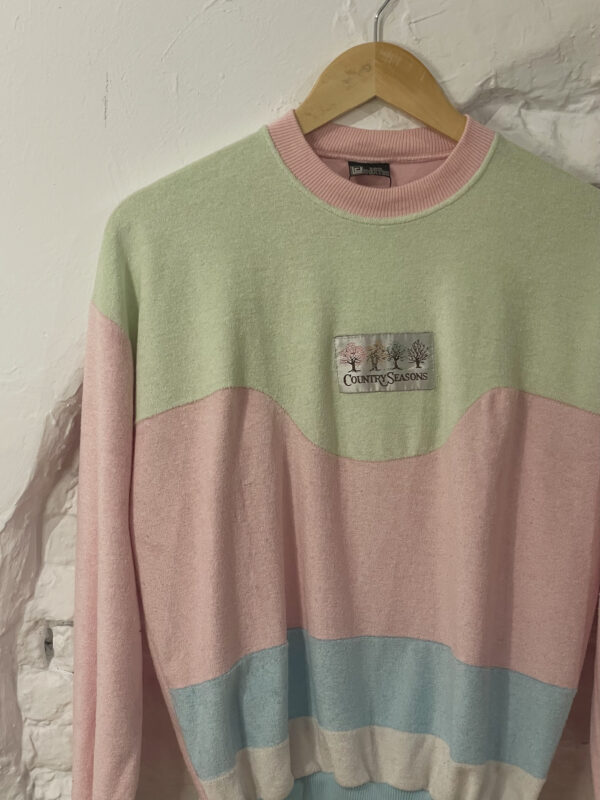 SUDADERA PASTEL COUNTRY SEASONS - Imagen 2