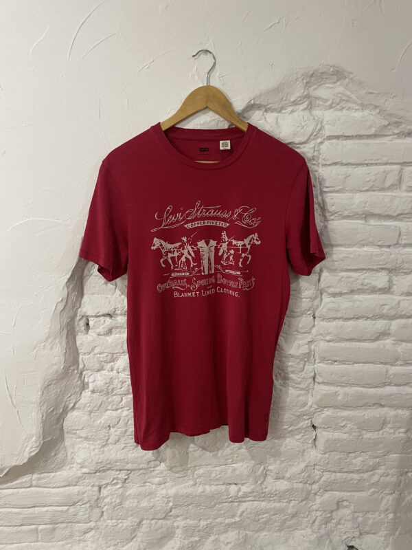 CAMISETA CABALLOS LEVI'S