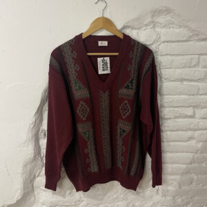JERSEY CUELLO PICO GRANATE