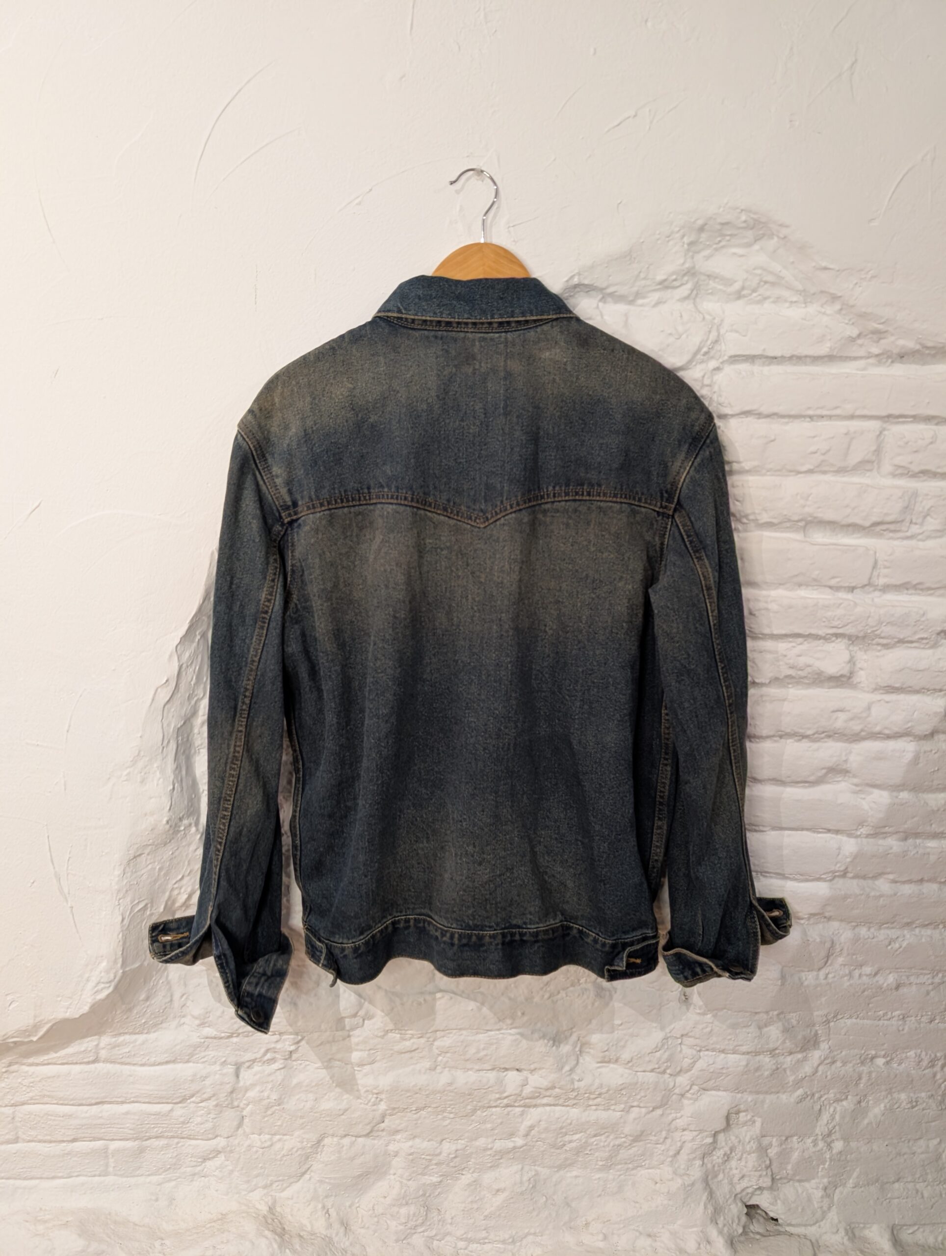 CAZADORA VAQUERA OSCURA EFECTO DESCOLORIDO - Imagen 3