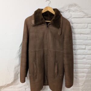 ABRIGO DE ANTE CON CUELLO DE PELO