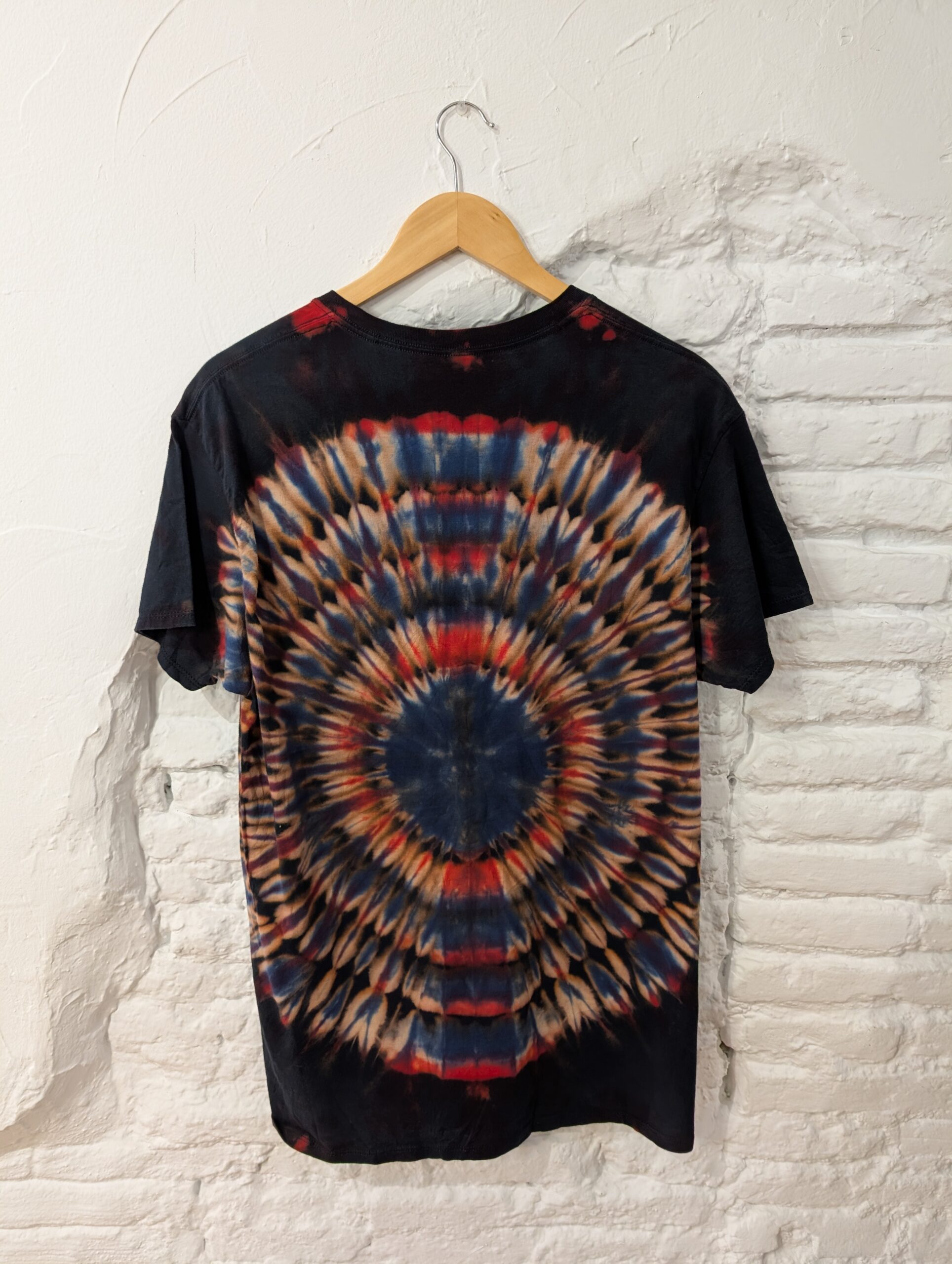 CAMISETA TIE DYE NEGRA - Imagen 3
