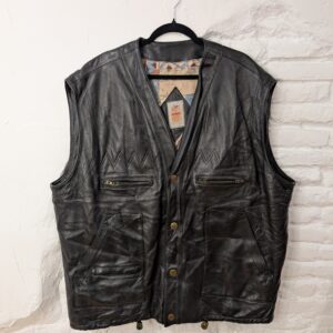 CHALECO NEGRO DE PIEL VULS NOUS