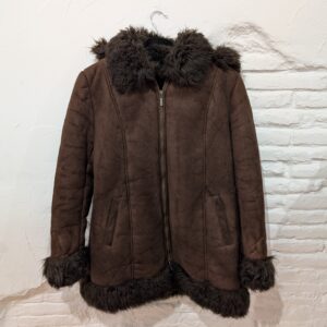 ABRIGO CORTO ANTE MARRÓN