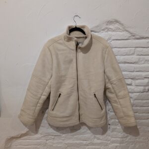 ABRIGO CORTO BORREGO CLARO